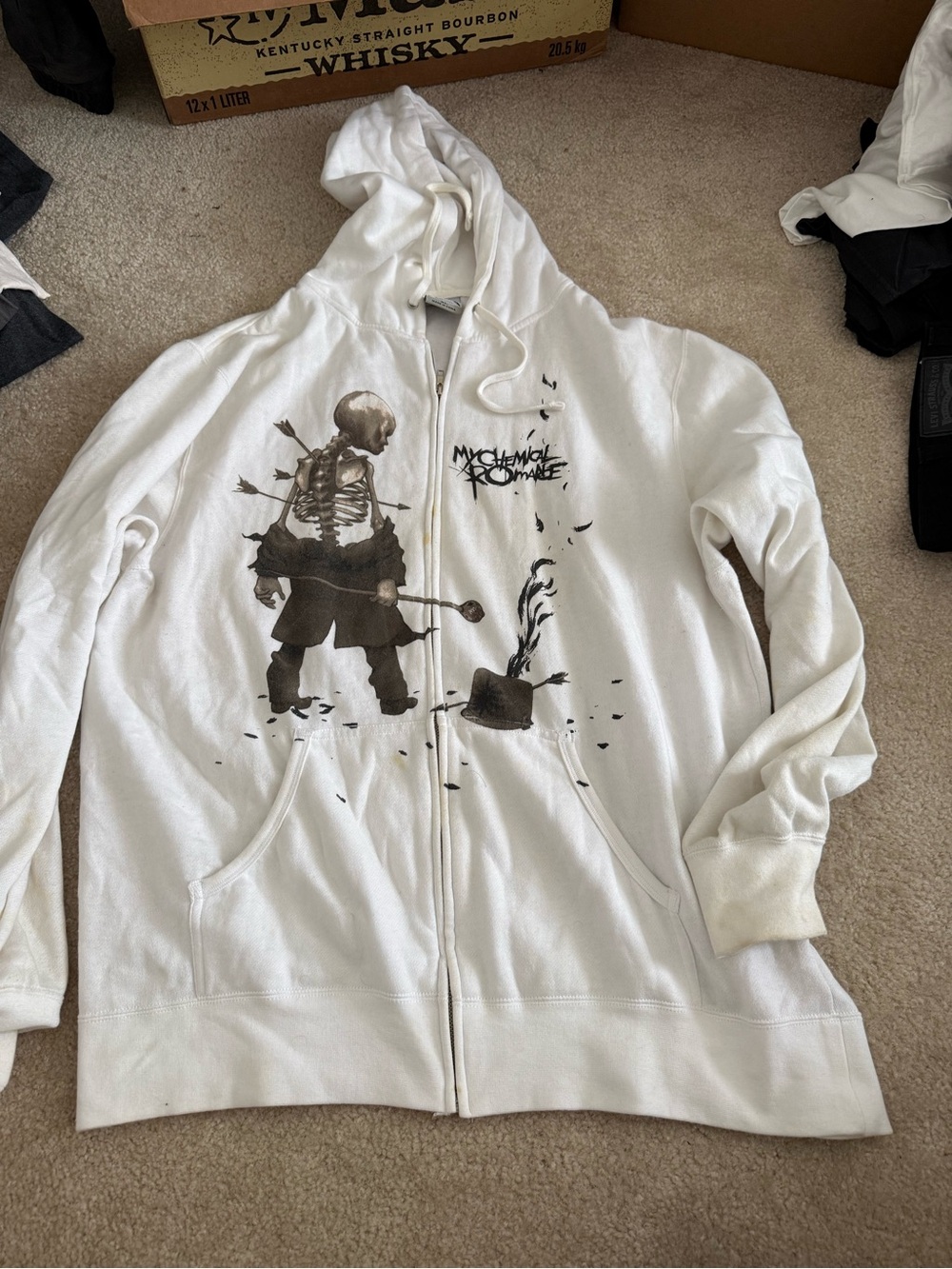 My Chemical Romance The Black Parade Vintage XL White Graphic Zip Hoodie